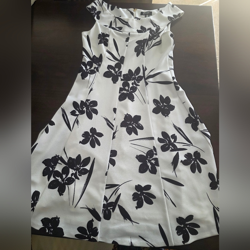 DKNY Black and White Floral Midi Dress